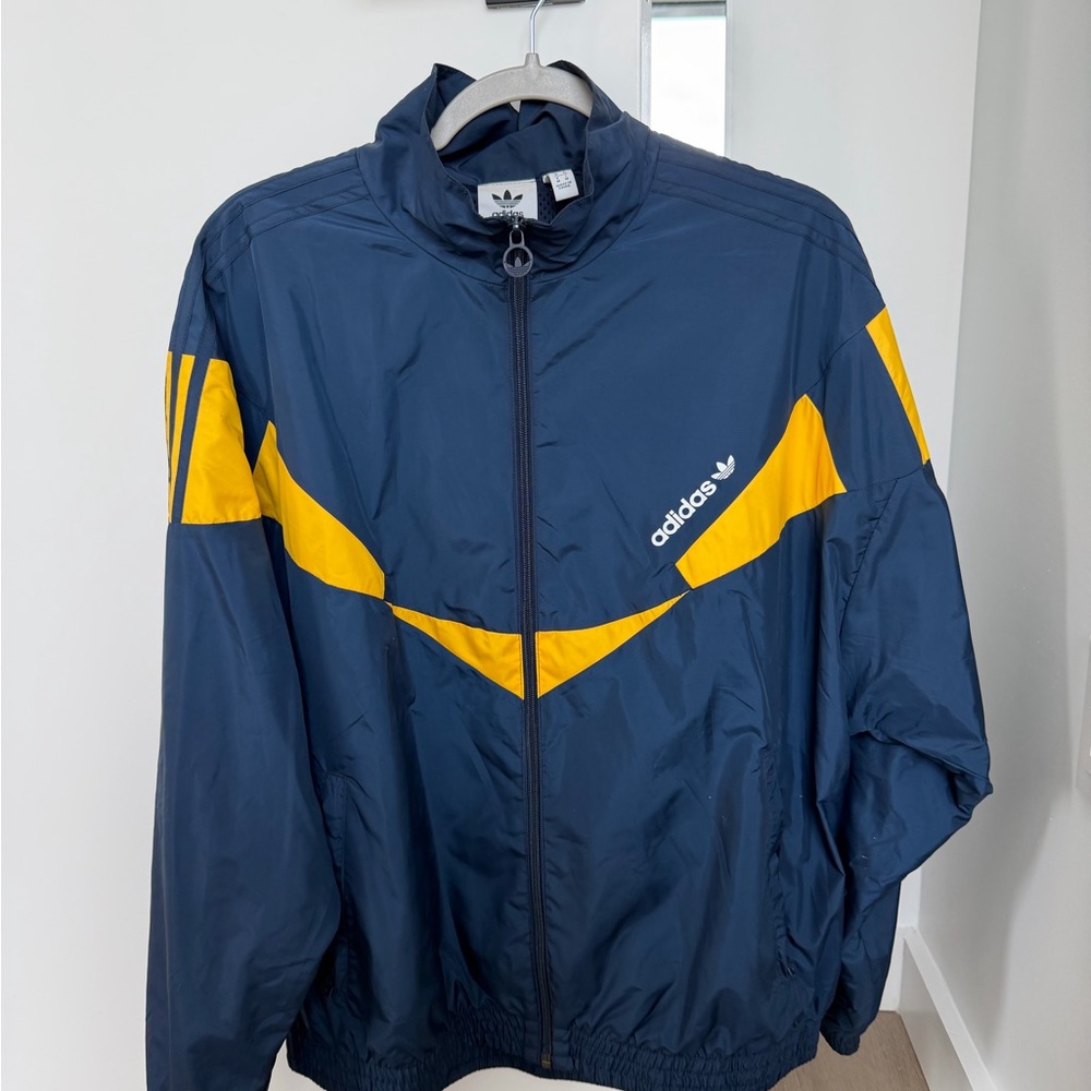 Adidas Men's Windbreaker in Navy and Yellow